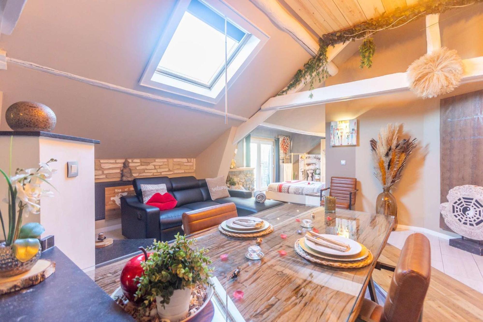 Apartment Design Suite Jehanster Екстериор снимка